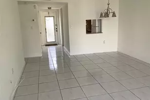 8220 Sunrise Lakes Blvd, Sunrise, FL 33322 - Photo 18