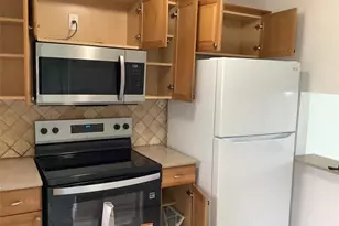 8220 Sunrise Lakes Blvd, Sunrise, FL 33322 - Photo 4