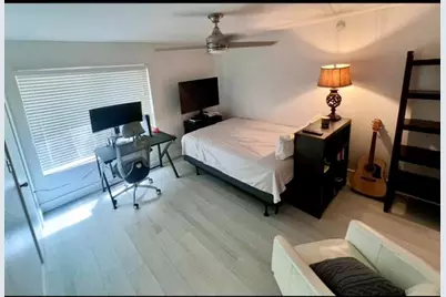 2400 NW 33rd St, Unit #1108, Oakland Park, FL 33309 - Photo 8