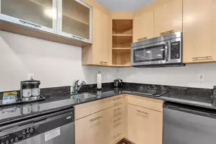 2670 E Sunrise Blvd, Fort Lauderdale, FL 33304 - Photo 16