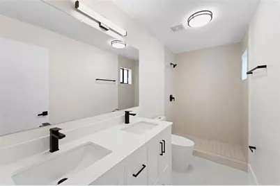 1999 NW 46th St, Miami, FL 33142 - Photo 16