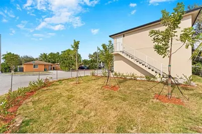 1999 NW 46th St, Miami, FL 33142 - Photo 4