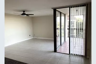 950  Lavers Cir, Unit #F-511, Delray Beach, FL 33444 - Photo 4