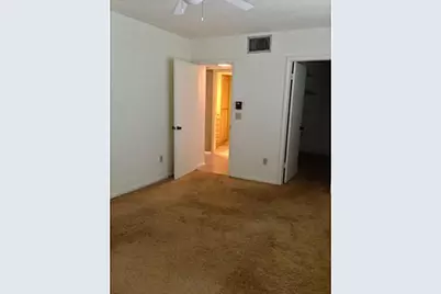 10762  La Placida Dr, Unit #305, Coral Springs, FL 33065 - Photo 18