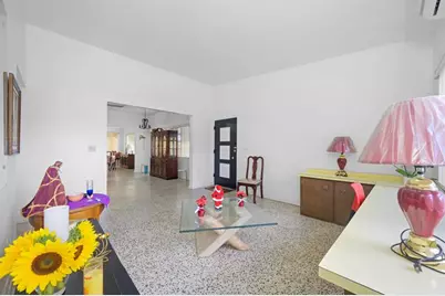 13945 N Miami Ave, Miami, FL 33168 - Photo 32