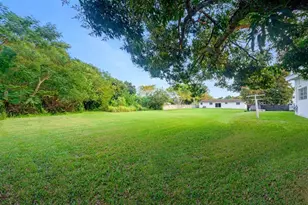 13945 N Miami Ave, Miami, FL 33168 - Photo 2