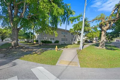 6565  Santona St, Unit #B16, Coral Gables, FL 33146 - Photo 20