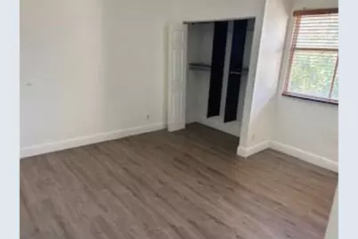 3227 W Buena Vista Dr, Margate, FL 33063 - Photo 10