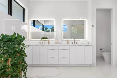 1400  Middle River Dr, Fort Lauderdale, FL 33304 - Photo 50