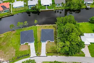 573 Joy Haven Dr, Sebastian, FL 32958 - Photo 4