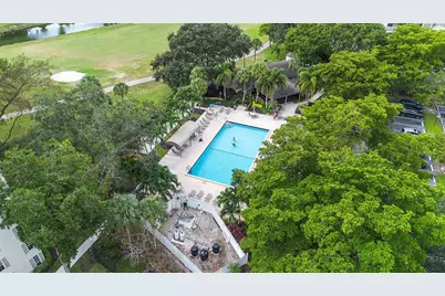 3520  Oaks Way, Unit #806, Pompano Beach, FL 33069 - Photo 20