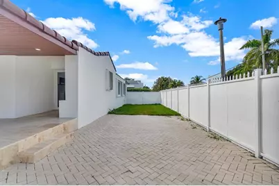 2291 SW 17th St, Miami, FL 33145 - Photo 16