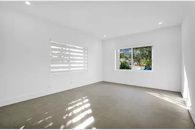 2291 SW 17th St, Miami, FL 33145 - Photo 48