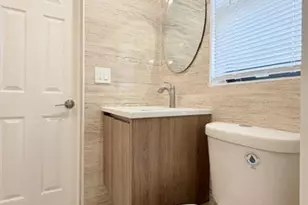 53 NE 16th Pl, Fort Lauderdale, FL 33305 - Photo 10