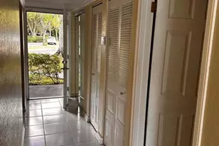 8450 Lagos De Campo Blvd Unit, Tamarac, FL 33321 - Photo 8