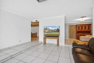 1910 SW 98th Terrace, Miramar, FL 33025 - Photo 4