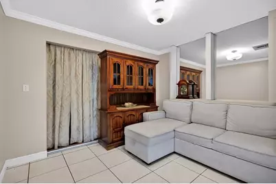 1910 SW 98th Ter, Miramar, FL 33025 - Photo 6