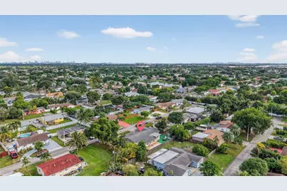 1910 SW 98th Ter, Miramar, FL 33025 - Photo 46