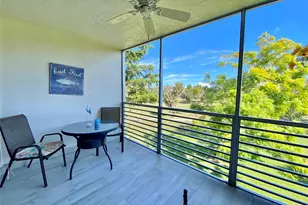 3800 Oaks Clubhouse Dr, Pompano Beach, FL 33069 - Photo 20