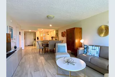 3800  Oaks Clubhouse Dr, Unit #311, Pompano Beach, FL 33069 - Photo 2