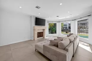 2614 Castilla Isle, Fort Lauderdale, FL 33301 - Photo 14