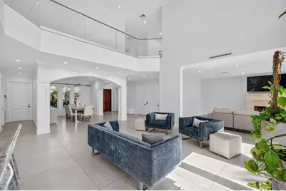 2614  Castilla Isle, Fort Lauderdale, FL 33301 - Photo 10