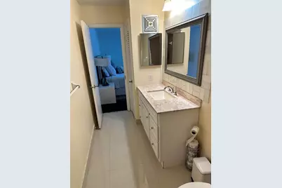 3040 NE 16th Ave, Unit #305, Oakland Park, FL 33334 - Photo 12