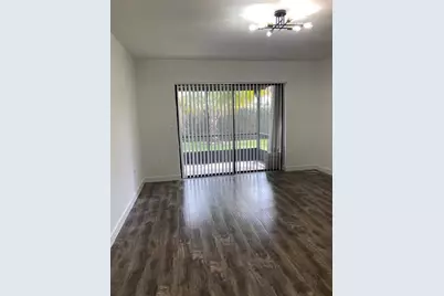 228  Lakeside Cir, Unit #228, Sunrise, FL 33326 - Photo 10