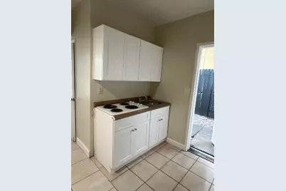 1437 NE 56th St, Unit #2, Fort Lauderdale, FL 33334 - Photo 4