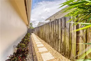 2000 Admirals Way, Fort Lauderdale, FL 33316 - Photo 16