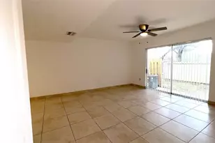 4032 NW 90th Ave, Sunrise, FL 33351 - Photo 6