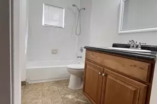 4032 NW 90th Ave, Sunrise, FL 33351 - Photo 10