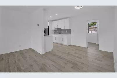 4911 NW 16th St, Lauderhill, FL 33313 - Photo 12