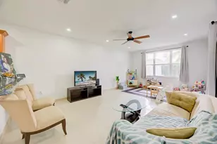 724 NW 155th Terrace, Pembroke Pines, FL 33028 - Photo 14