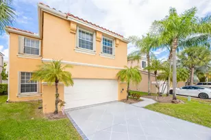 724 NW 155th Terrace, Pembroke Pines, FL 33028 - Photo 4