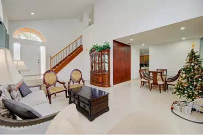 724 NW 155th Ter, Pembroke Pines, FL 33028 - Photo 10