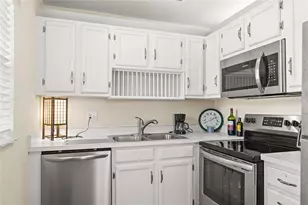 85 NW Crooked Tree Ln Unit, Vero Beach, FL 32962 - Photo 8