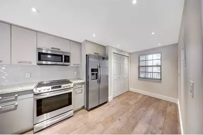 800 E Cypress Ln, Unit #206, Pompano Beach, FL 33069 - Photo 2