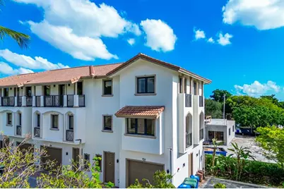 456 NW 41st St, Oakland Park, FL 33309 - Photo 1