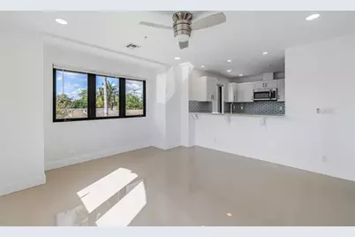 456 NW 41st St, Oakland Park, FL 33309 - Photo 6