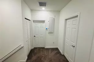 1606 SW 28th Ct, Fort Lauderdale, FL 33315 - Photo 8