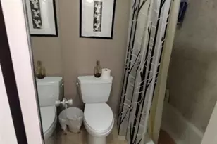 6489 Bay Club Dr Bay Club Dr Unit, Fort Lauderdale, FL 33308 - Photo 14