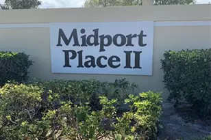 1560 SE Royal Green Cir Unit #S 204, Port Saint Lucie, FL 34952 - Photo 4