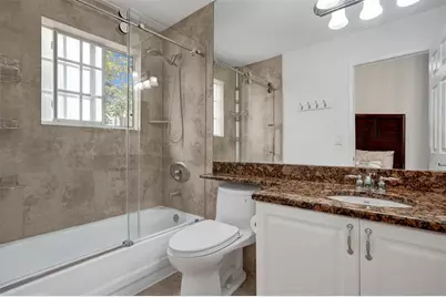 127  Yacht Club Way, Unit #112, Hypoluxo, FL 33462 - Photo 16