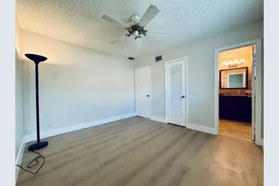 1780 NW 39th Pl, Oakland Park, FL 33309 - Photo 30