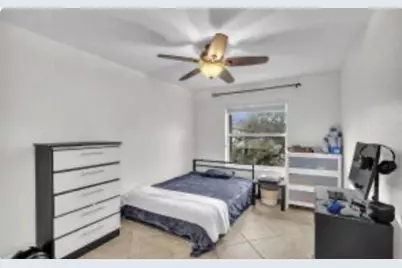 9761  Darlington Pl, Cooper City, FL 33328 - Photo 16