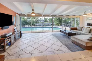 2625 E Gulfstream Ln, Fort Lauderdale, FL 33312 - Photo 10