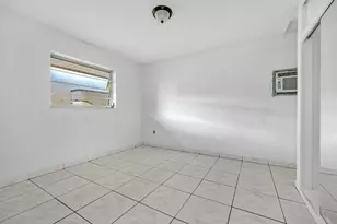 2241 Monroe St, Hollywood, FL 33020 - Photo 14