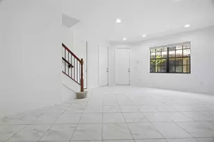 13023 Riverwalk S Cir Unit, Plantation, FL 33325 - Photo 14