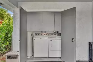 3540 SW 12th Ct, Fort Lauderdale, FL 33312 - Photo 26